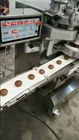 60 قطعه / دقیقه مون کیک ماشین آلات مهر کردن برای پردازش مواد غذایی
